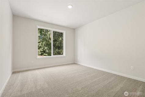 2067 NE Norseman Way Poulsbo WA 98370