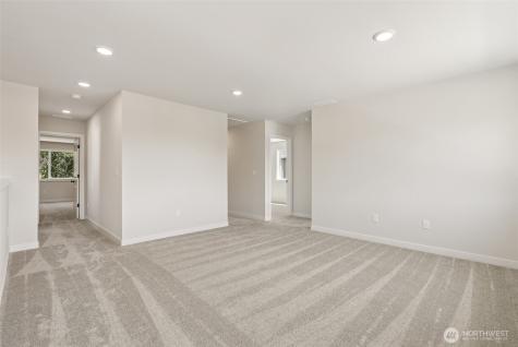 2067 NE Norseman Way Poulsbo WA 98370