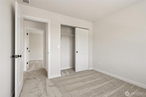 2067 NE Norseman Way Poulsbo WA 98370