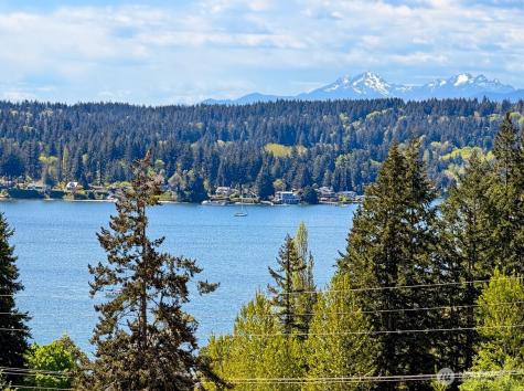 2067 NE Norseman Way Poulsbo WA 98370
