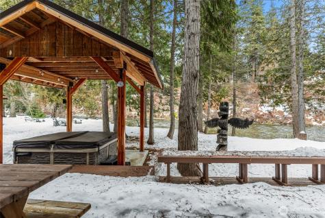 2304 Pine Tree Lane Leavenworth WA 98826