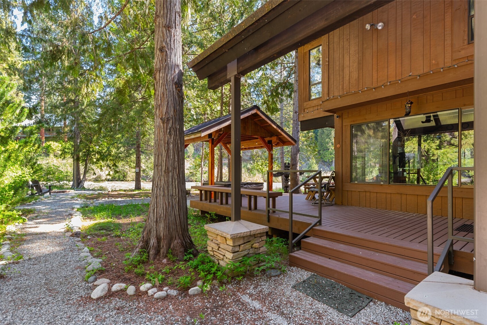 2304 Pine Tree Lane Leavenworth WA 98826