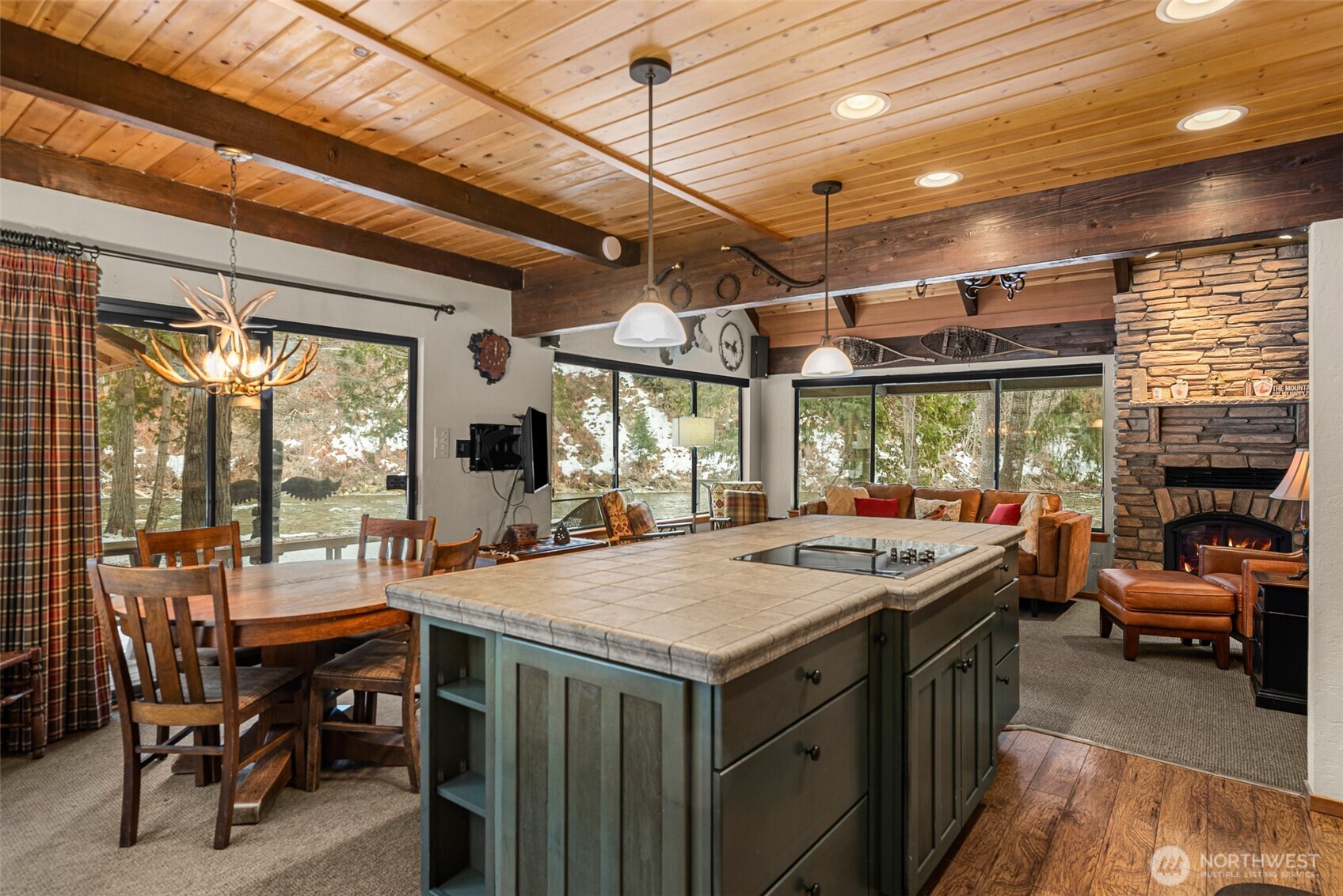 2304 Pine Tree Lane Leavenworth WA 98826