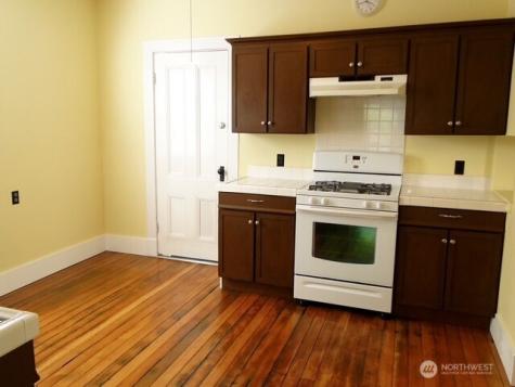1921 44 Avenue SW Seattle WA 98116