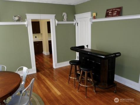 1921 44 Avenue SW Seattle WA 98116