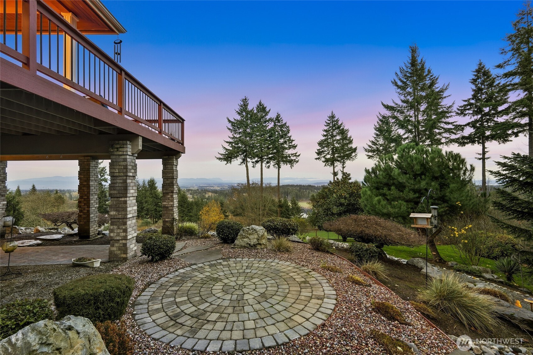 514 Wayne's Ridge Circle Camano Island WA 98282