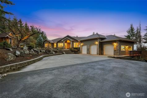 514 Wayne's Ridge Circle Camano Island WA 98282