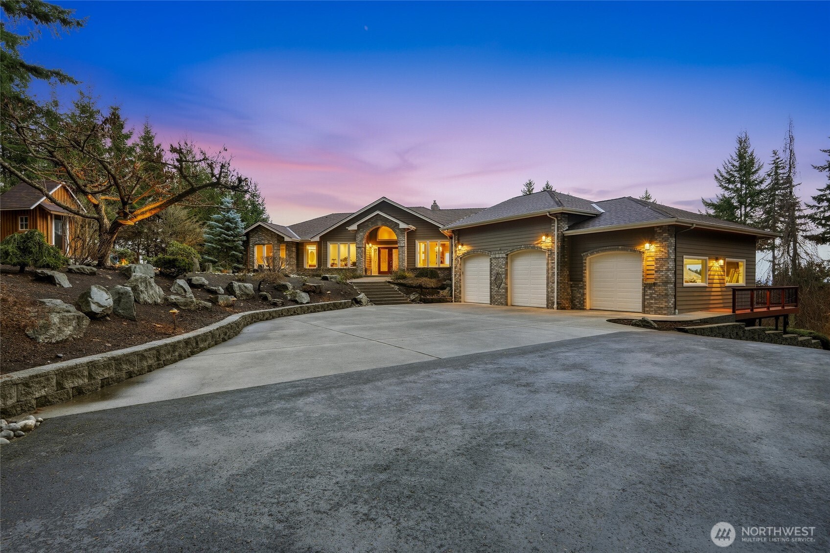 514 Wayne's Ridge Circle Camano Island WA 98282