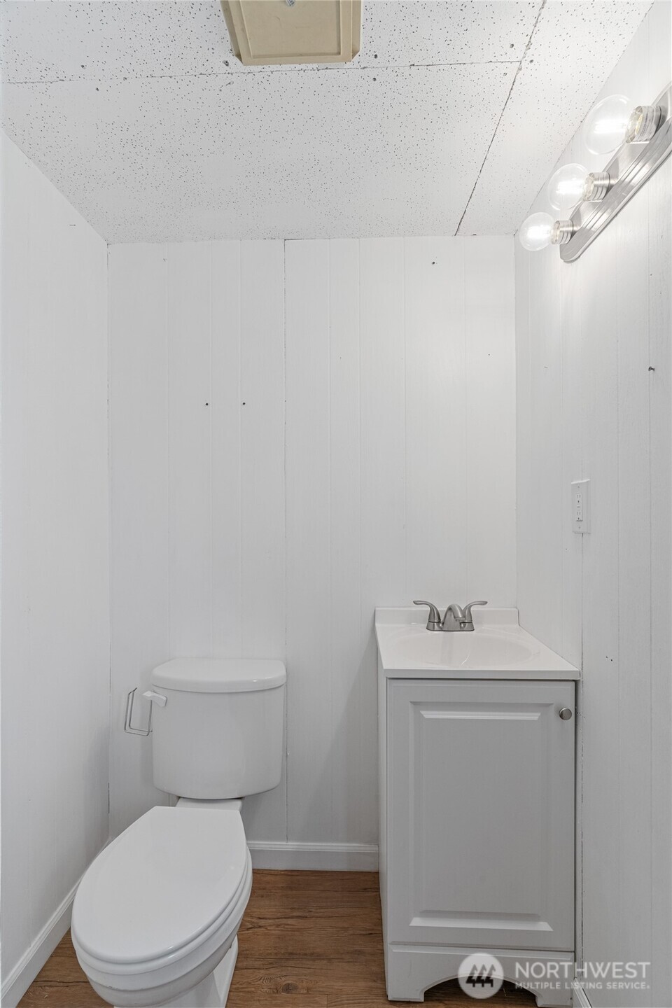 8 Trinity Place Cosmopolis WA 98537