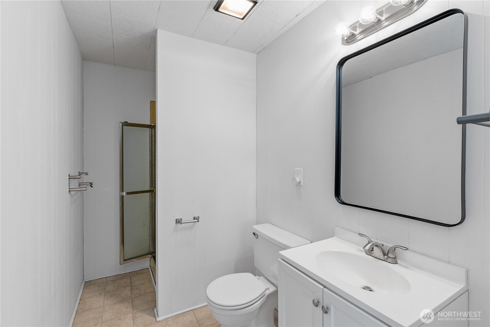 8 Trinity Place Cosmopolis WA 98537