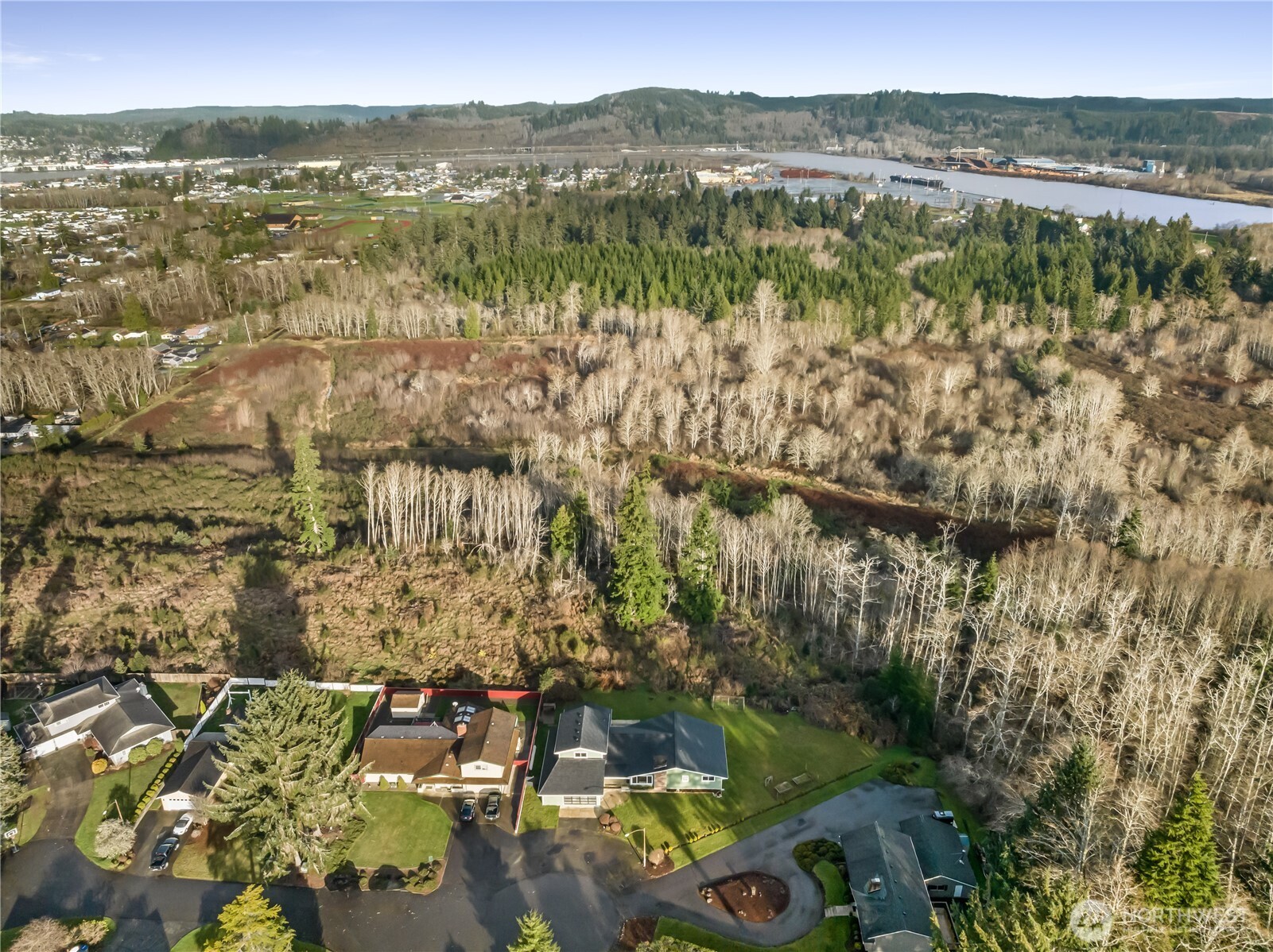 8 Trinity Place Cosmopolis WA 98537
