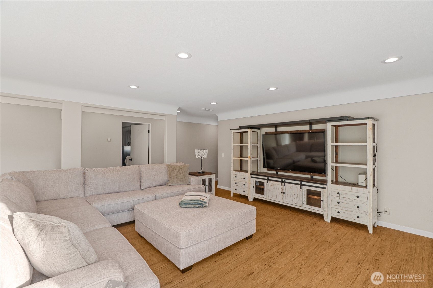8 Trinity Place Cosmopolis WA 98537