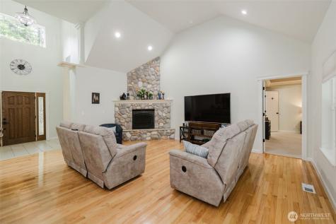 10120 129th Avenue NW Gig Harbor WA 98329