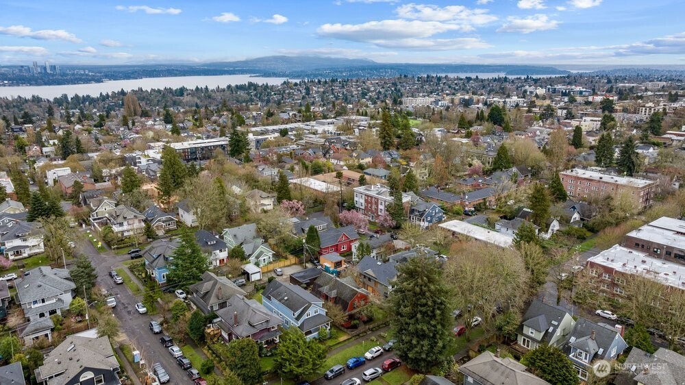 610 16th Avenue E Seattle WA 98112