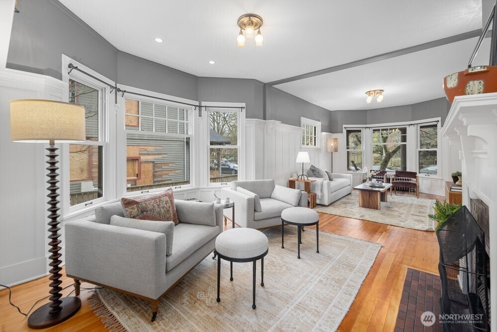 610 16th Avenue E Seattle WA 98112