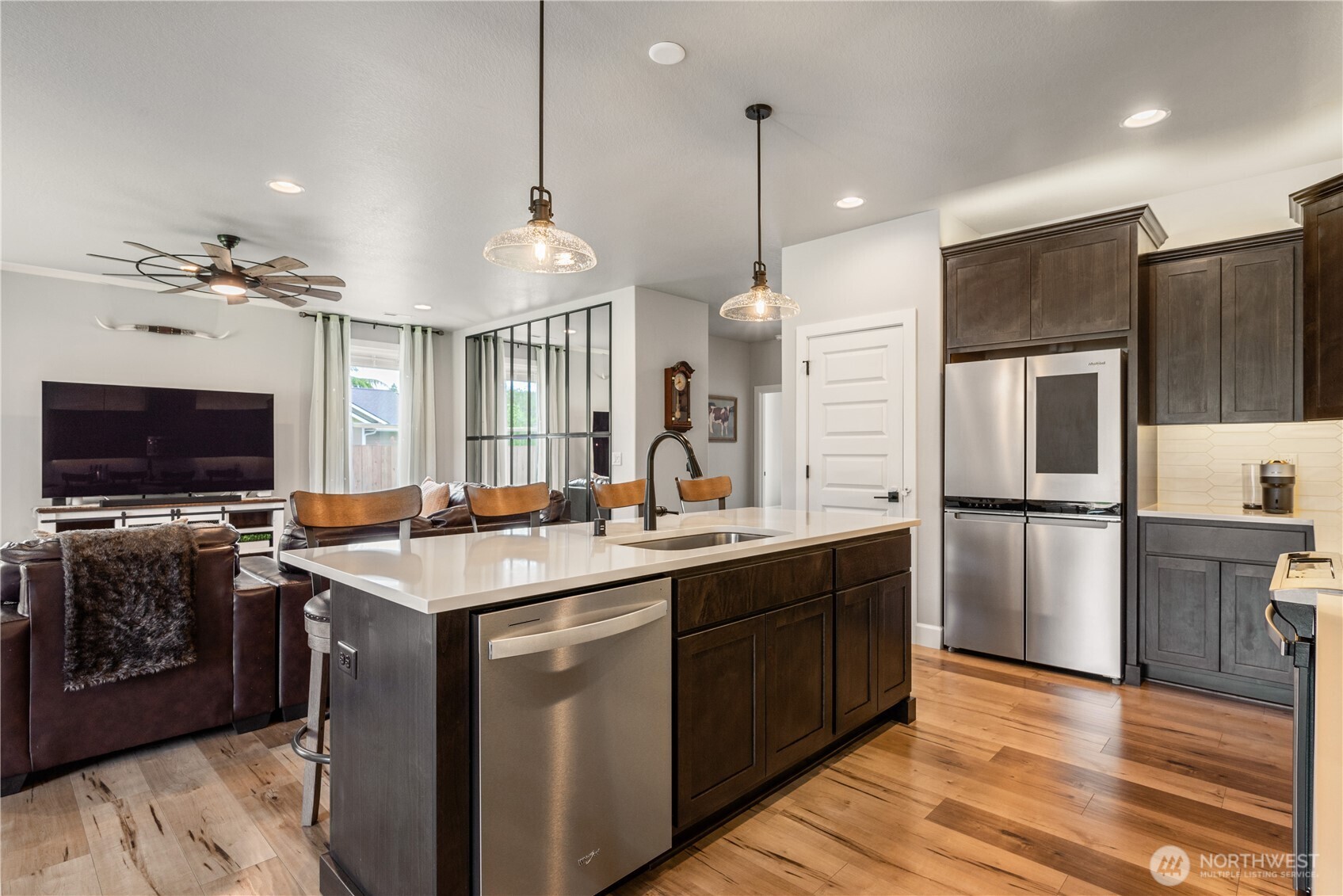 2557 48th Avenue Longview WA 98632