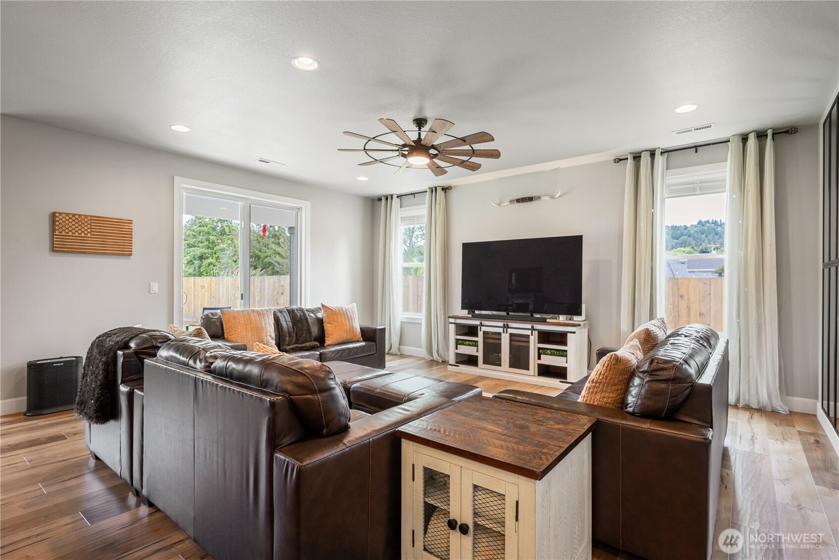 2557 48th Avenue Longview WA 98632