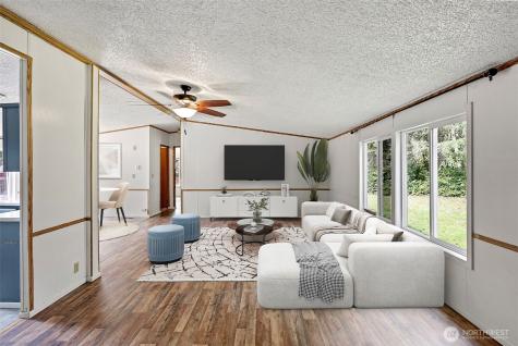 6044 SW Old Clifton Road Port Orchard WA 98367