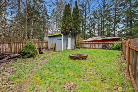6044 SW Old Clifton Road Port Orchard WA 98367