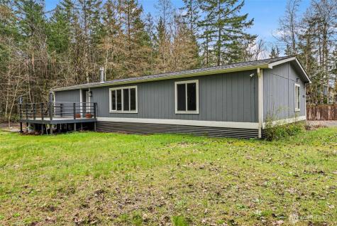 6044 SW Old Clifton Road Port Orchard WA 98367