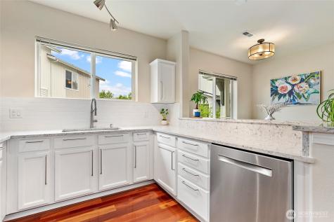 14915 38th Drive SE Bothell WA 98012