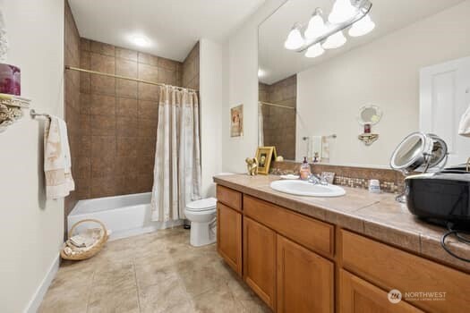 17705 92nd Avenue East Puyallup WA 98375