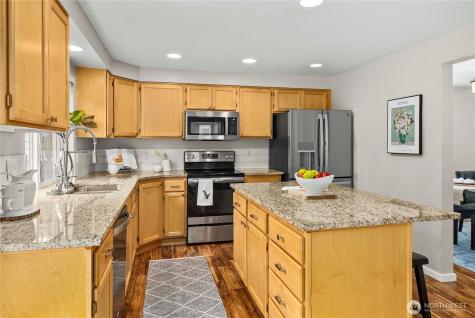 27217 213th Place SE Maple Valley WA 98038