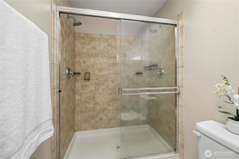 27217 213th Place SE Maple Valley WA 98038