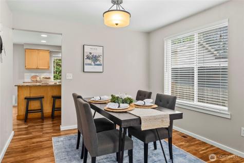 27217 213th Place SE Maple Valley WA 98038