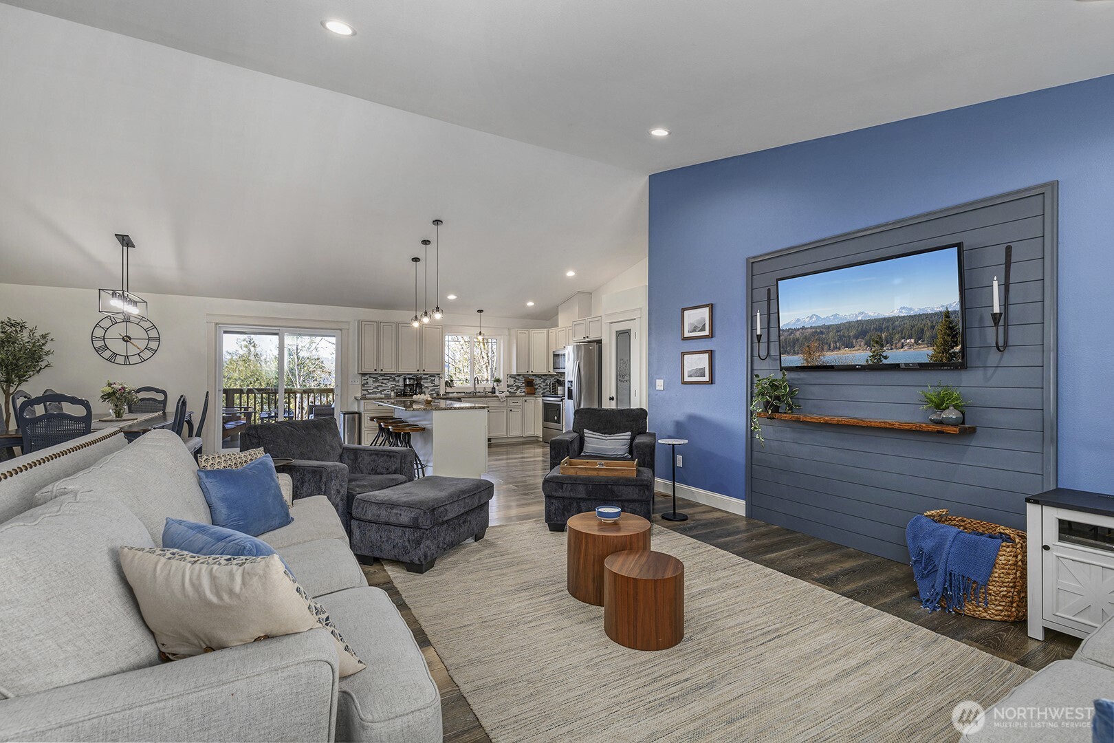 31 E Cove View Drive Belfair WA 98528