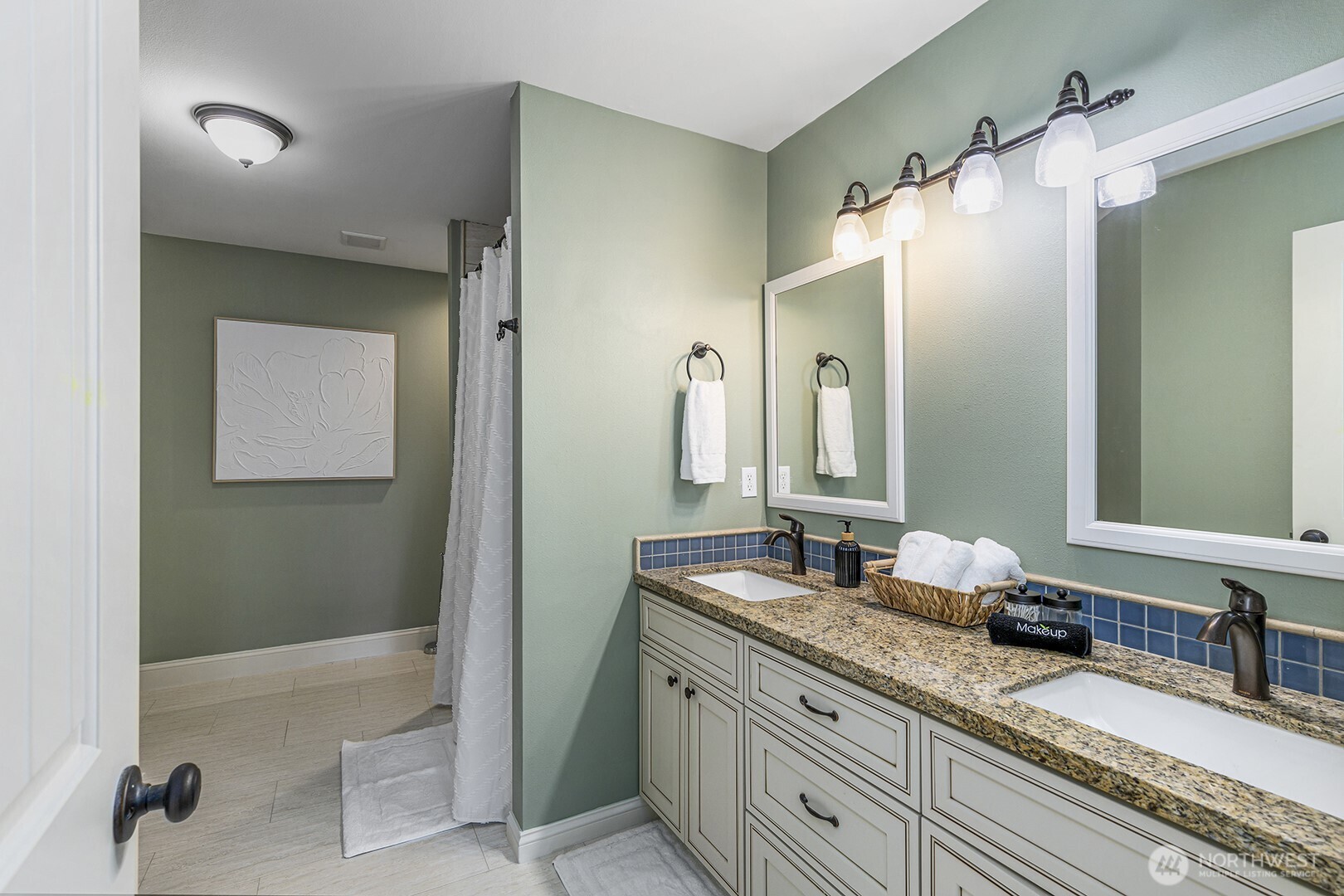 31 E Cove View Drive Belfair WA 98528