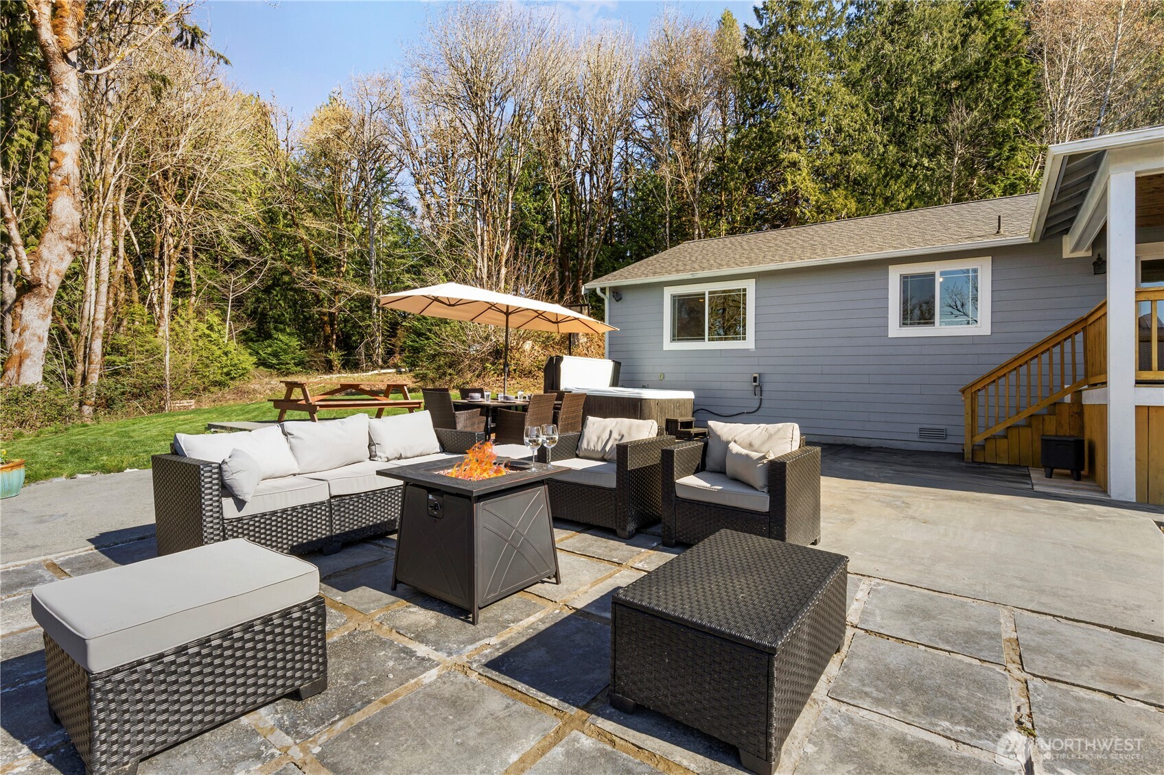 31 E Cove View Drive Belfair WA 98528