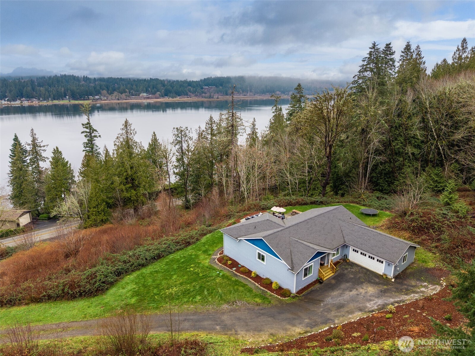 31 E Cove View Drive Belfair WA 98528