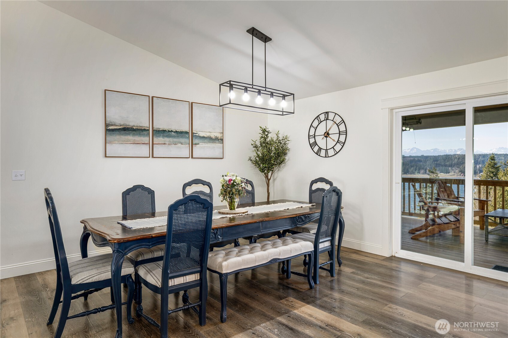 31 E Cove View Drive Belfair WA 98528