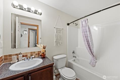682 L Street SE Ephrata WA 98823