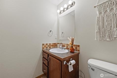 682 L Street SE Ephrata WA 98823