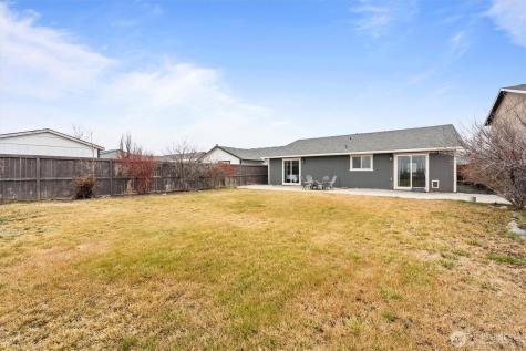 682 L Street SE Ephrata WA 98823