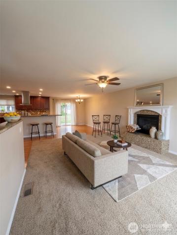 5006 NE 6th Street Renton WA 98059