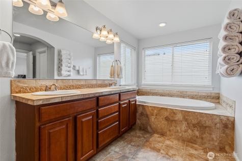20418 95th Avenue E Graham WA 98338