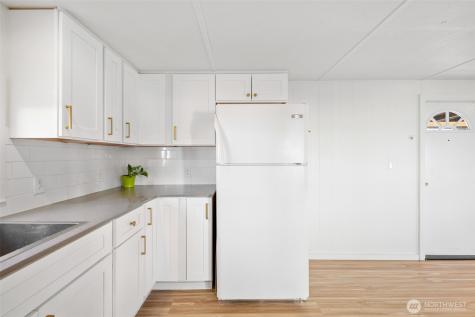 1645 S 272nd Street Federal Way WA 98003