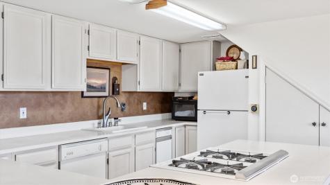 767 Bill Shaw Road Pateros WA 98846