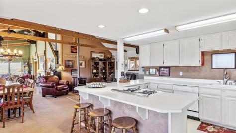 767 Bill Shaw Road Pateros WA 98846
