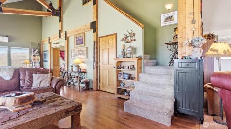 767 Bill Shaw Road Pateros WA 98846