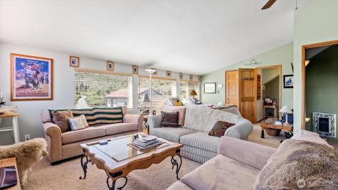 767 Bill Shaw Road Pateros WA 98846