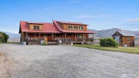 767 Bill Shaw Road Pateros WA 98846