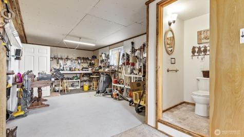767 Bill Shaw Road Pateros WA 98846