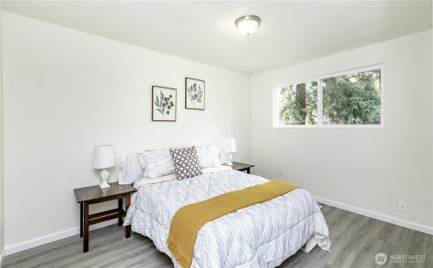 9439 11th Avenue SW Seattle WA 98106