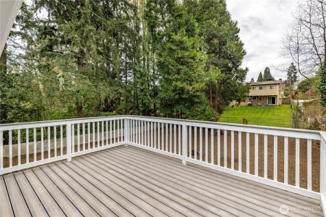 9439 11th Avenue SW Seattle WA 98106
