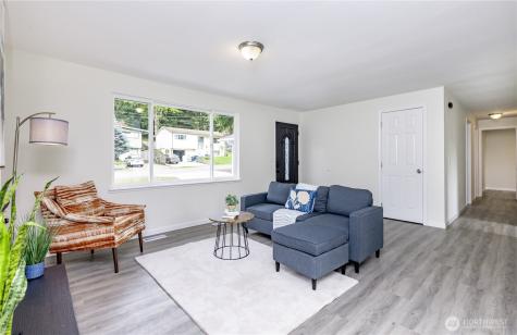 9439 11th Avenue SW Seattle WA 98106