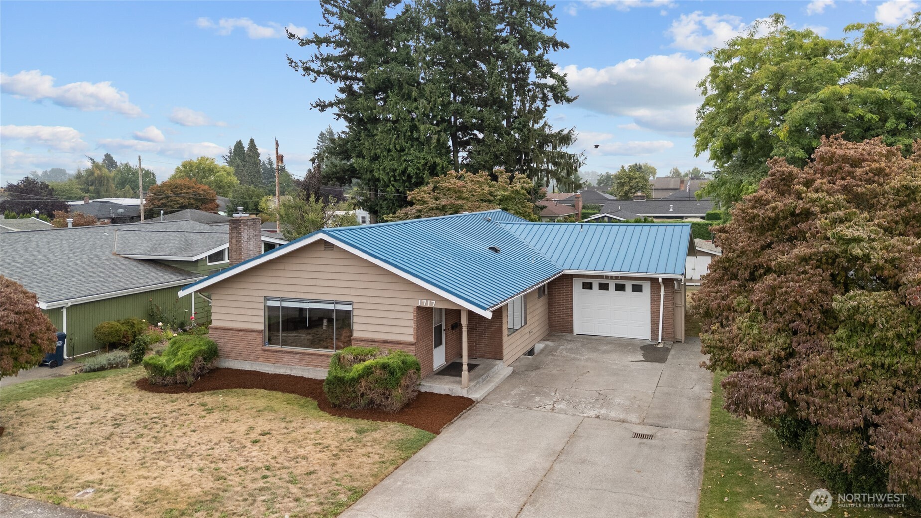 1717 E Street Lynden WA 98264